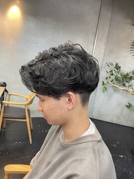 エルマノ 仙川(L mano) メンズカット/センターパート/メンスパーマ