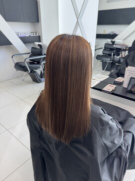 アライブ キチジョウジ(ALIVE Kichijoji) 白髪染めやめたい方におすすめのハイライトカラー