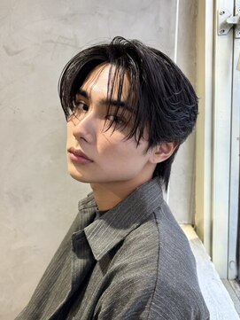 ニコ トウキョウ ロジック(nico TOKYO Logic) フェザーパーマニュアンスパーマメンズセンターパート襟足あり