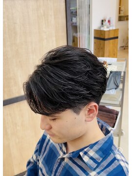 エッジ(EDGE) 大分メンズ刈り上げセンターセンターパートフェザーパーマ