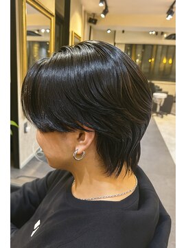 ボヌール(Bonheur) カルマパーマ×センターパート