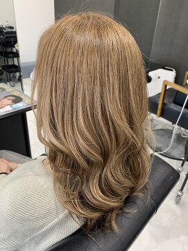 ディティール(Detail) 髪質改善×白髪ぼかしカラー