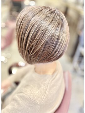 サーティエイト(38) ショートボブ/白髪ぼかし/グレージュベージュ/髪質改善/50代