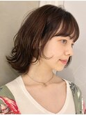 外ハネミディアムボブ/顔まわりレイヤー/大人くびれ/癖毛くせ毛
