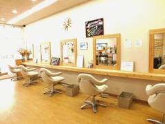 ヘアカラー専門店　Colari　大江店  【ヘアカラーセンモンテン　カラリ】