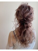 ロルド レーブ(Rold reve)&nbsp;ピンクベージュ　ボリュームハーフアップアレンジ