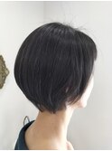 ショートボブ