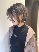 トルネード(TORNADO)&nbsp;外国人風ショート クール系ショート バレイヤージュ t1027