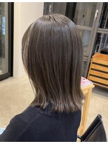ニカイ(2F)&nbsp;美髪/グレーベージュ/イメチェン/切りっぱなしボブ