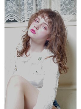 スピガ(SPIGA) 外国人風カラー