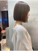 パツっとボブ×マロンベージュ