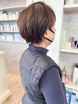 キャアリー(Caary)&nbsp;福山caaryショート襟足スッキリブラウンベージュイルミナカラー