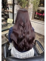 ミュージアム(MUSEUM)&nbsp;韓国トレンドのワインレッドカラー♪