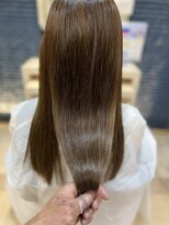 ヴィヴァーチェイルソーレ(VIVACE ilsole)&nbsp;20代30代40代髪質改善カラーアッシュベージュ艶感ストレート