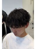 ツイストスパイラルマッシュ刈り上げツーブロックメンズパーマ
