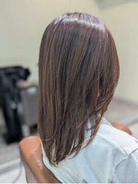 アオ(a-o) 艶髪×前上がりレイヤー