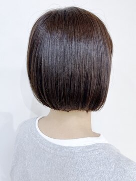 モリオ フロム ロンドン 成増店 【morio成増/児玉】ミニボブ　アッシュブラウン