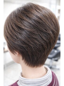 アド 美容室ado 鳳店 襟足すっきりショート