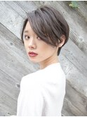 耳かけジェンダレスショート