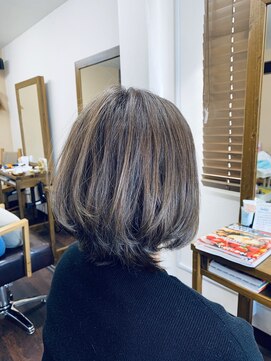 リッタ(Ritta) 白髪を染めすぎない、ナチュラルカラー