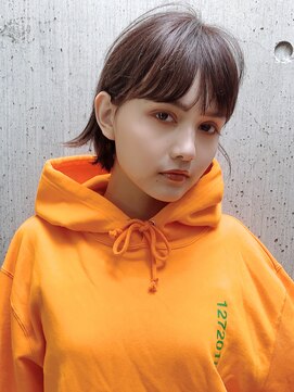 アイティー バイ アルバム 中野店(IT by ALBUM) シンプルボブ_オリーブカラーハイライトカラー_87227