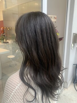 ラフランクリー(la frankly) 20代30代/くせ毛カバー/透明感ショート/ツヤ髪