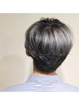 アズール 草加(azule) メンズ　ダブルカラー　センターパート　韓国風　草加　草加駅