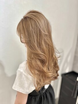 アンダーバーホワイト(_WHITE) ブリーチ有りミルクティー レイヤーカット