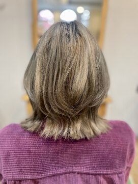 ヘアーアンドフェイスサロン ターミナル ミディアム