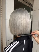 ミラシィ 稲毛(Mirashy)&nbsp;ボブ×シルバーカラー