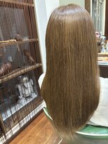 エッカ(ekka)&nbsp;カーキーベージュカラー