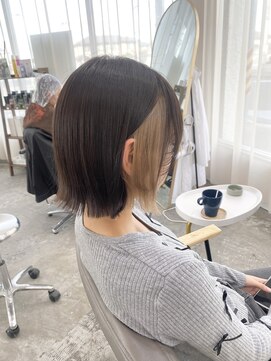 ユニカ 宇都宮(yunica) インナーカラー ミルクティー ボブ