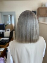 ミラシィ 成田(Mirashy)&nbsp;ハイライトカラーミルクティーベージュレイヤーカット