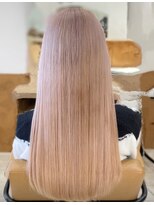 ファクト(FACT SPA)&nbsp;ハイトーンのピンクベージュ