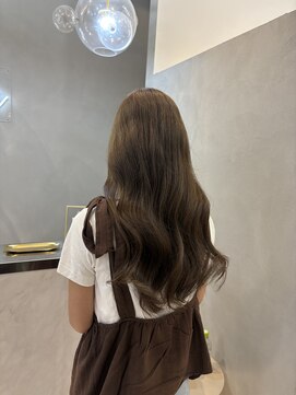 ジーナエス 札幌(Zina S) オリーブベージュ