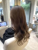 ヴィサージュプラス(VISAGE plus) 秋にぴったり!透明感アッシュグレー