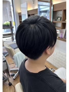 スローリー(slowly) メンズセンターパート/レディースショートにも可☆