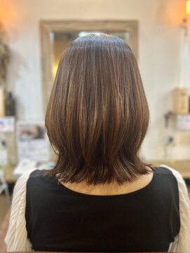 クオリア(QUALIA) 大人可愛いひし形レイヤー×外ハネボブ/30代４０代髪質改善 柏