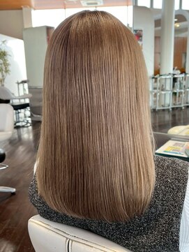 イーストハムアール(EAST HAM r) 透明感ラテミルクティー/艶髪/セミロング/髪質改善