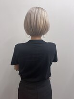 イリ(Ili)&nbsp;ブロンドボブ
