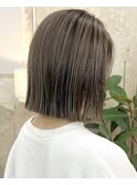 栄くびれ巻き透明感ショートヘアスタイル
