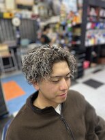 はいな～ぐ 本店&nbsp;スパイラルパーマのホワイトメッシュ