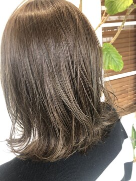 ジャガラ 千葉駅北口店(JAGARA) オリーブベージュ【千葉.千葉駅.千葉駅北口】