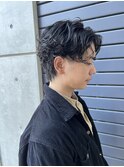 センター分けナチュラルショート×パーマ