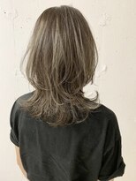 ダブルトーキョー シブヤ(W-TOKYO SHIBUYA)&nbsp;小顔ミディアムウルフ×ハイライトボブウルフ　ウルフカット