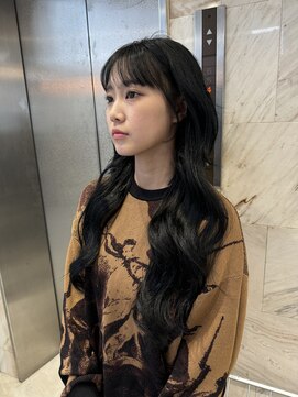 リリー(Lilley) 【西村光平】艶カラー/羽エクステ