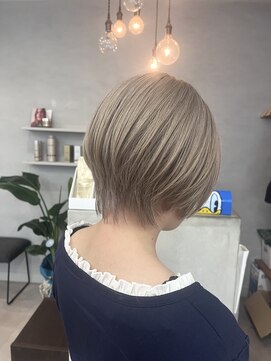 ルーシー(Lucy) 【Lucy】ショート×ミルクティーベージュ