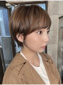 脱白髪染めカラー×ショートヘア
