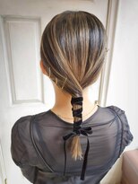 アロマ ヘアー ルーム 新宿3号店(AROMA hair room)&nbsp;ポニーテールアレンジ/ベロアリボン