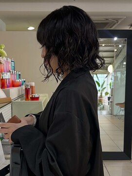 アクアオモテサンドウ(ACQUA omotesando) △ボブパーマミディアムパーマコテ巻き風パーマオリーブグリーン